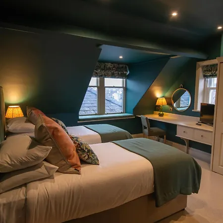 Fellpack House ゲストハウス 4*