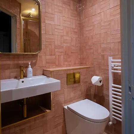 Fellpack House בית הארחה קזיק