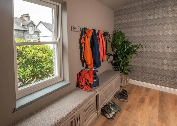 Guest house Fellpack House 4*